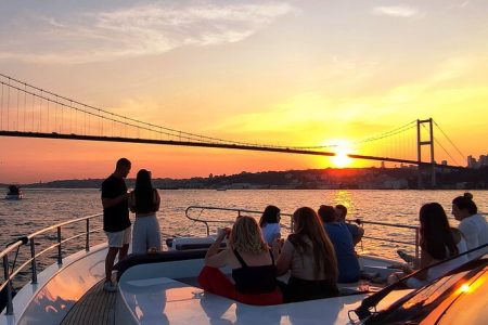 🛥 Istanbul Bosphorus Sunset Cruise on Luxury Yacht